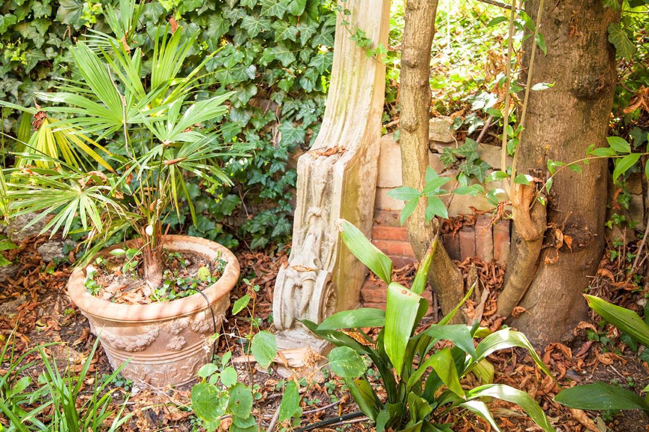 Urban Jungle Daire Bolonya Dış mekan fotoğraf